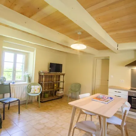 La Maison De Mamie Holiday home Allemans